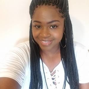 Meet your Posher, Janisha